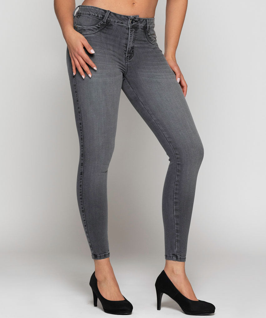 Jeans Genova Best West Jeans tiro medio tobillero elasticada - foto 1