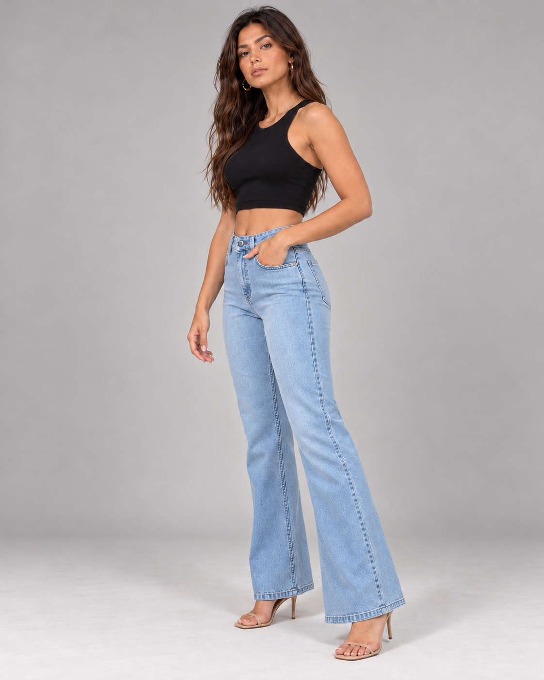 Jeans Bárbara, vista frontal de cuerpo completo